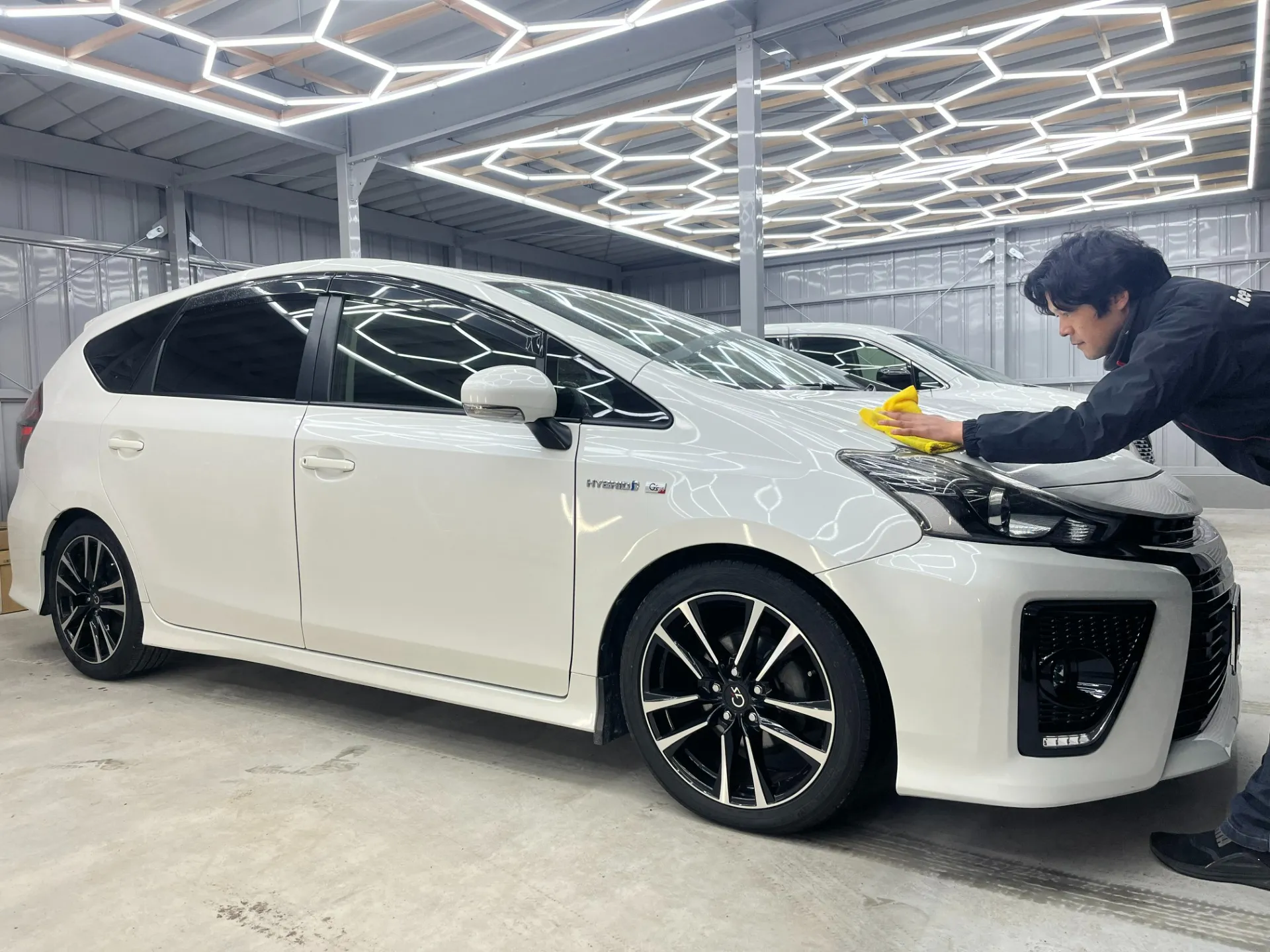 W様プリウスα G`sご納車